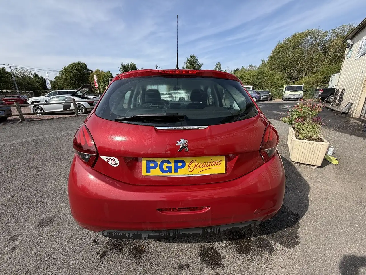 Peugeot 208 208 — photo 6