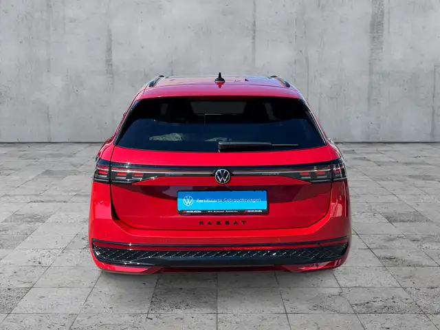 Volkswagen Passat view 5