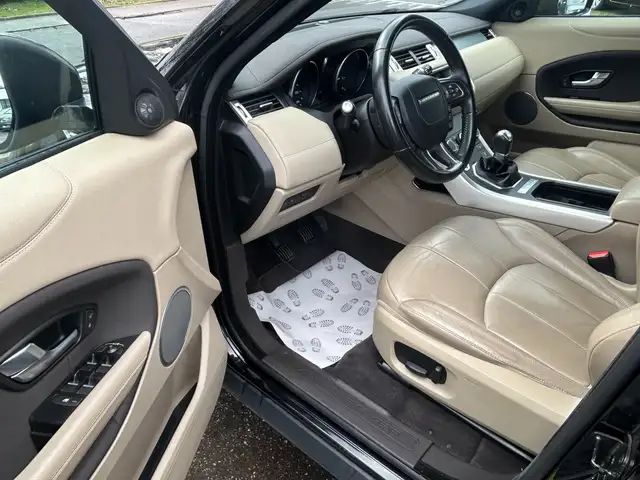 Land Rover Range Rover Evoque view 7