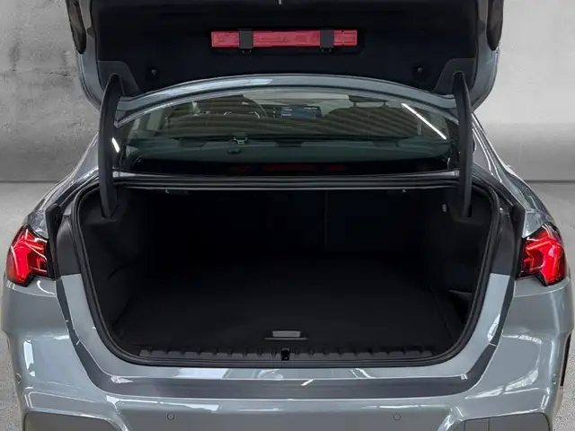 BMW 2 Series view 15