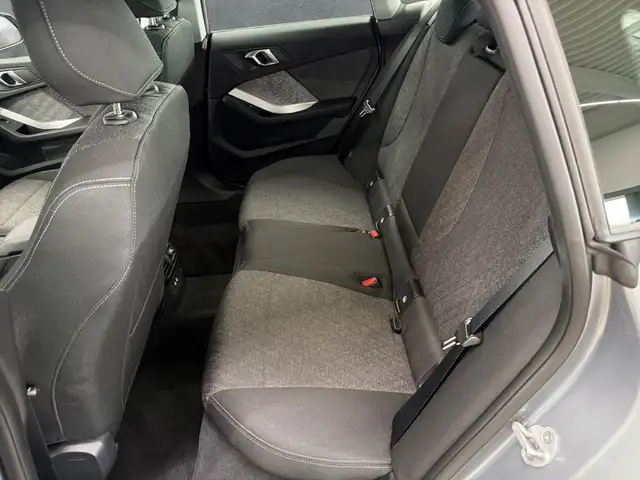 BMW 2 Series view 13