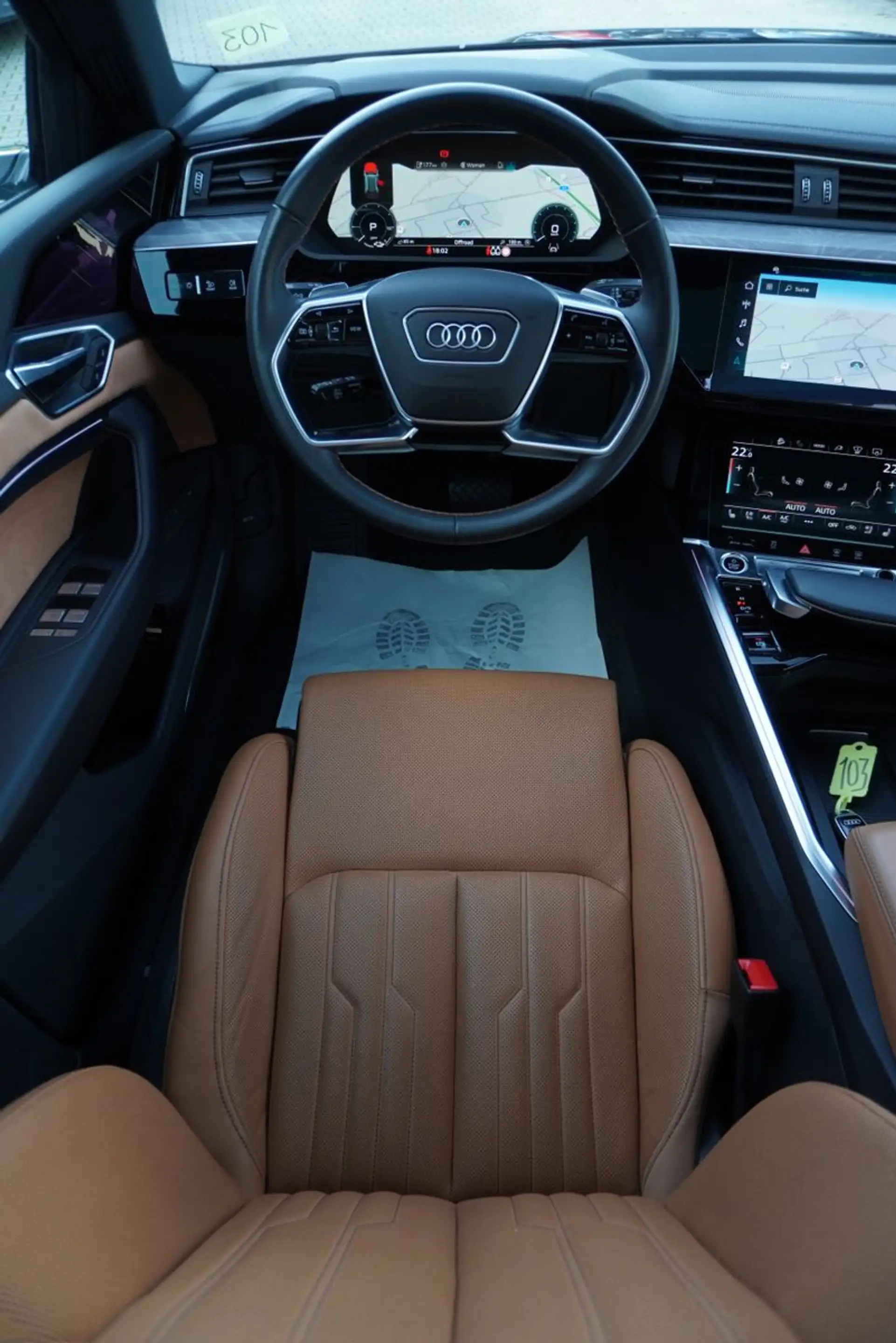 Audi Q8 e-tron 55 Quattro S-Line"22Zoll/Pano/UPE135/ — photo 15