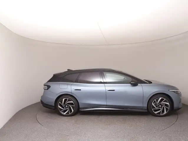 Volkswagen Id.7 view 7