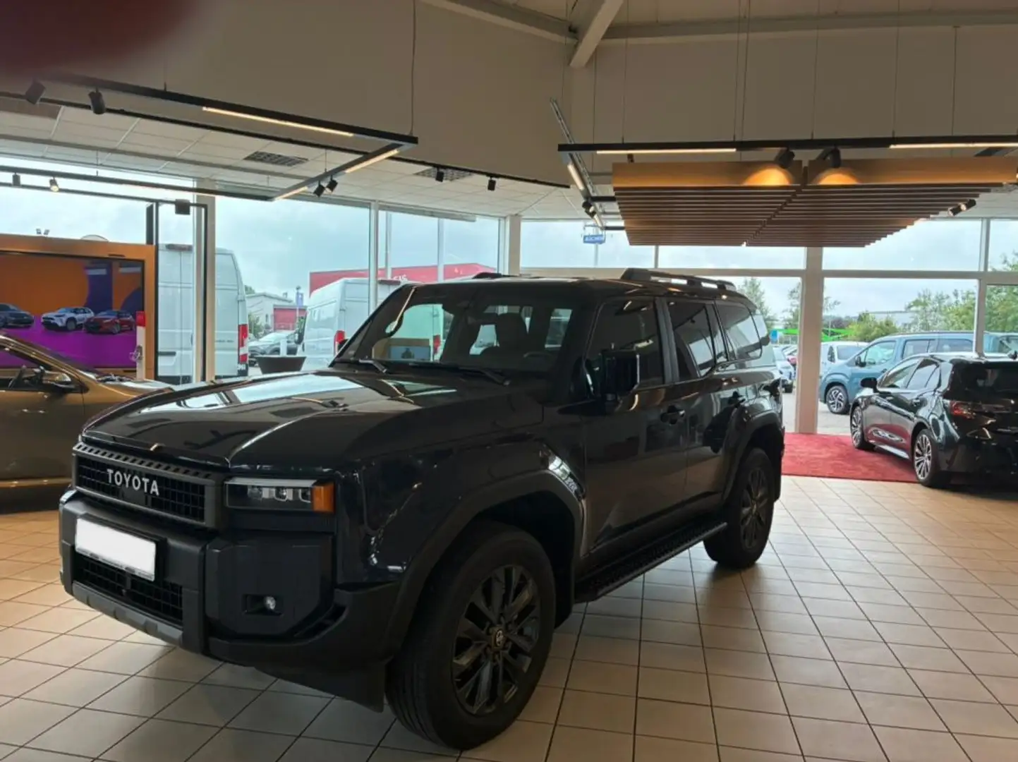 Toyota Land Cruiser 2.8 D-4D Automatik TEC-Edition - 1