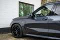 BMW X5 xDrive45e M-Sport 4-Wielsturing Individual B&W Grijs - thumbnail 8