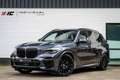 BMW X5 xDrive45e M-Sport 4-Wielsturing Individual B&W Grijs - thumbnail 1