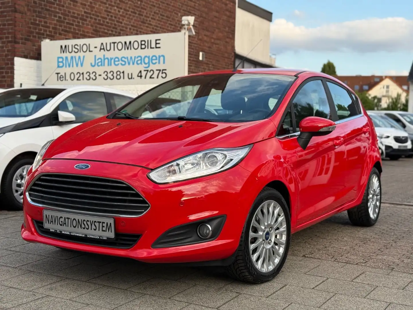 Ford Fiesta Titanium *Navi*Klimaaut.*Sitzhz.*PDC*ALU* Rouge - 1