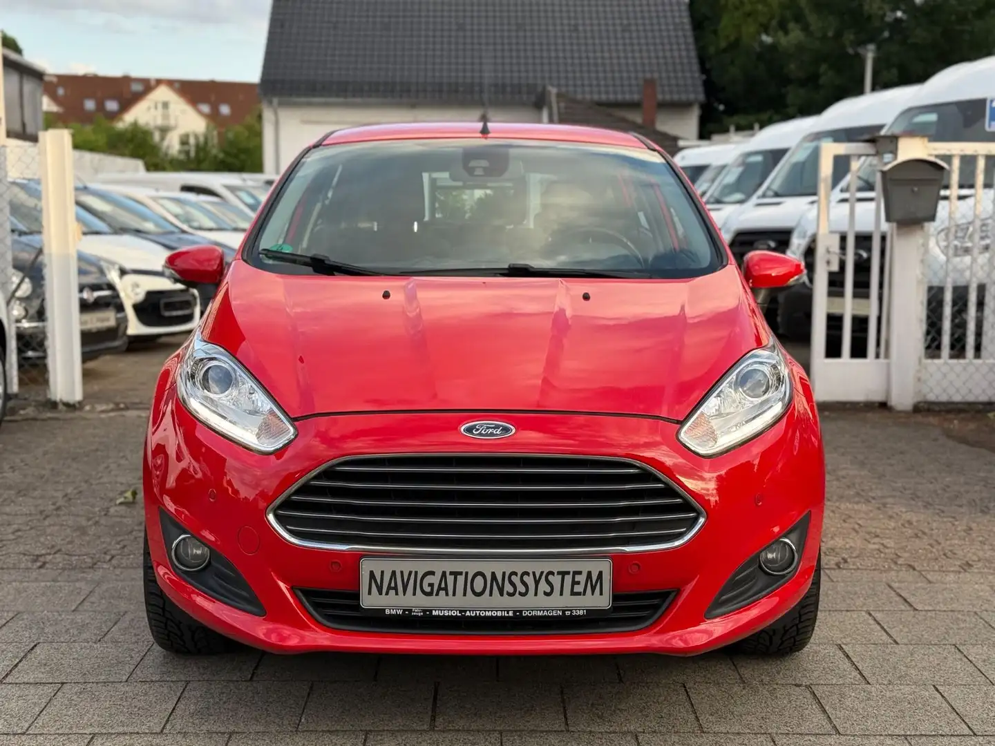 Ford Fiesta Titanium *Navi*Klimaaut.*Sitzhz.*PDC*ALU* Rouge - 2