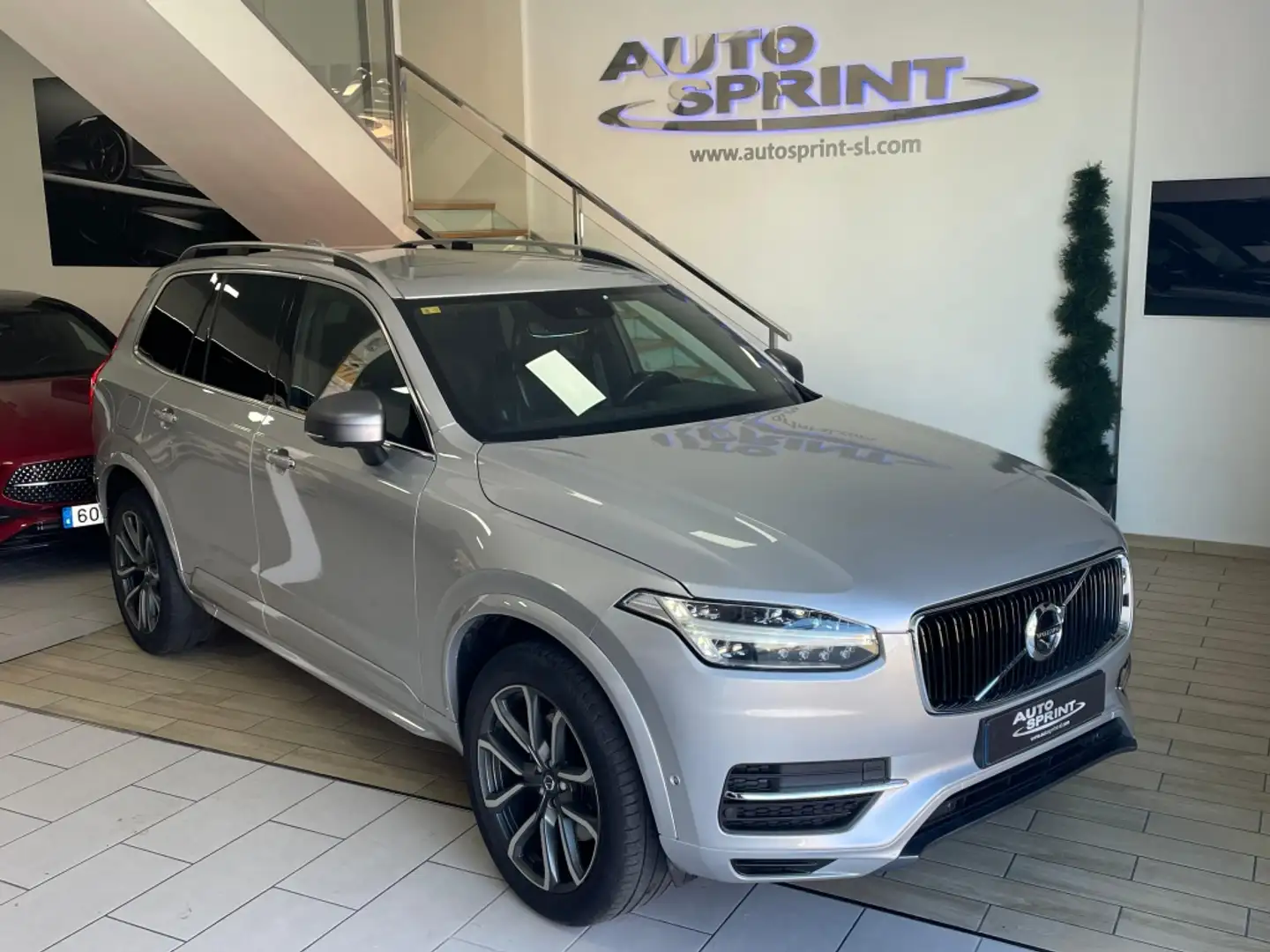 Volvo XC90 D5 R-Design AWD 235 Aut. Gris - 1