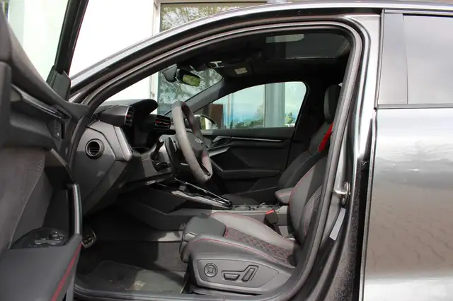 Audi RS3 view 10