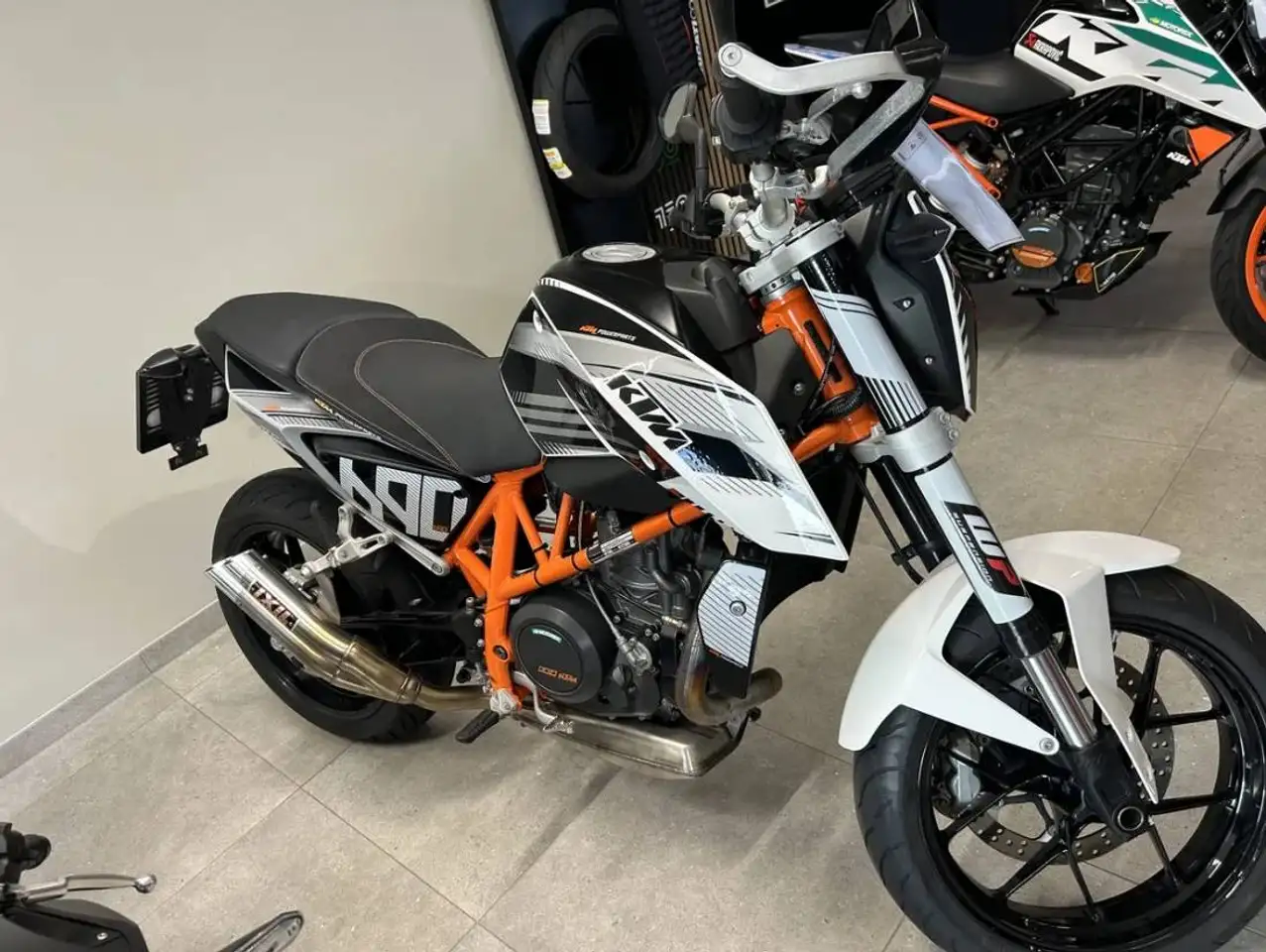 KTM 690 Duke