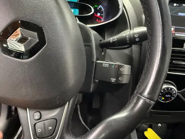 Renault Clio view 12
