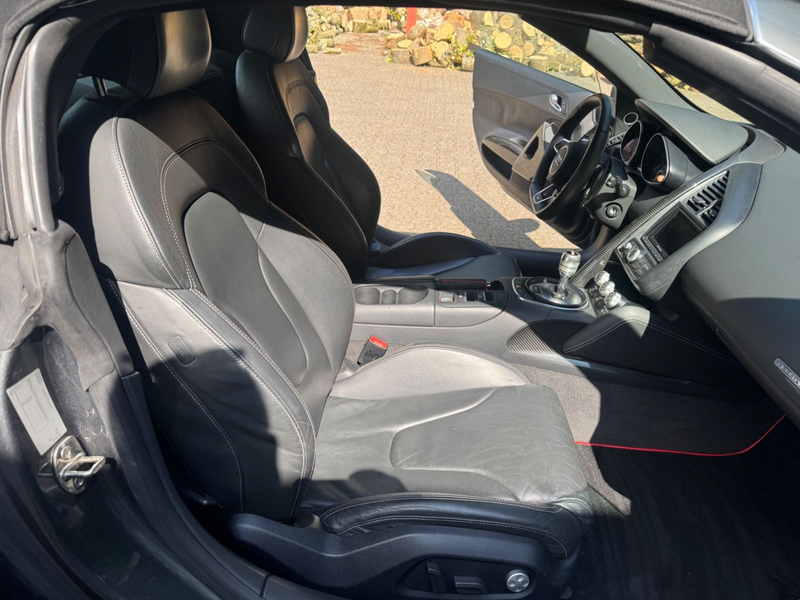 Audi R8 Spyder 5.2 FSI quattro — photo 14