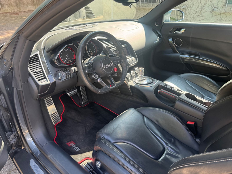 Audi R8 Spyder 5.2 FSI quattro — photo 10