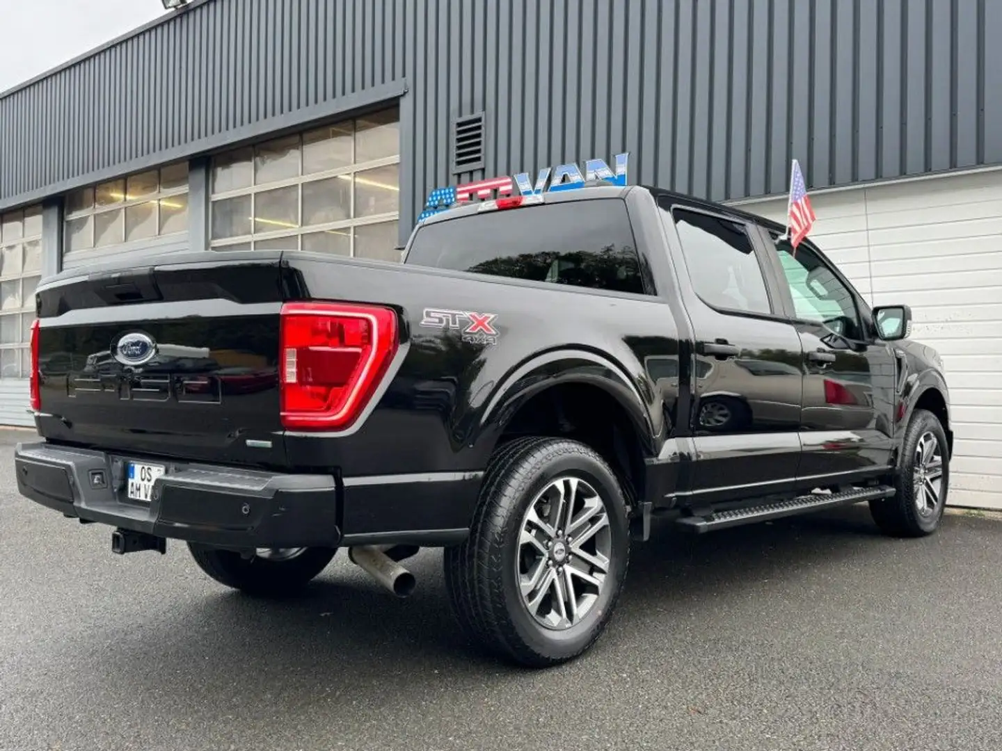 Ford F 150 F150 2022er STX4 2.7 V6 Ecoboost CrewCab Schwarz - 2