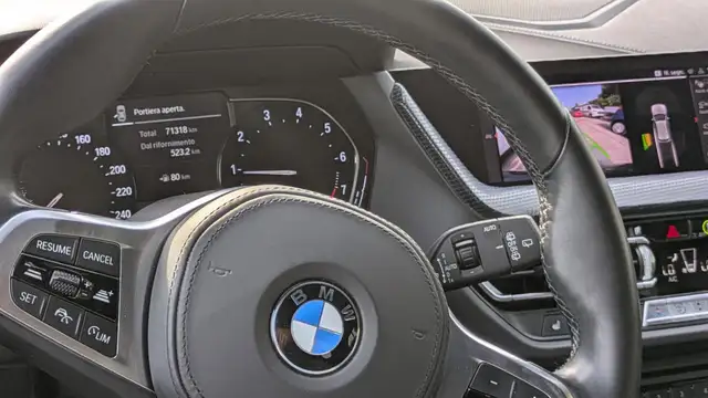 BMW 1 Series view 8