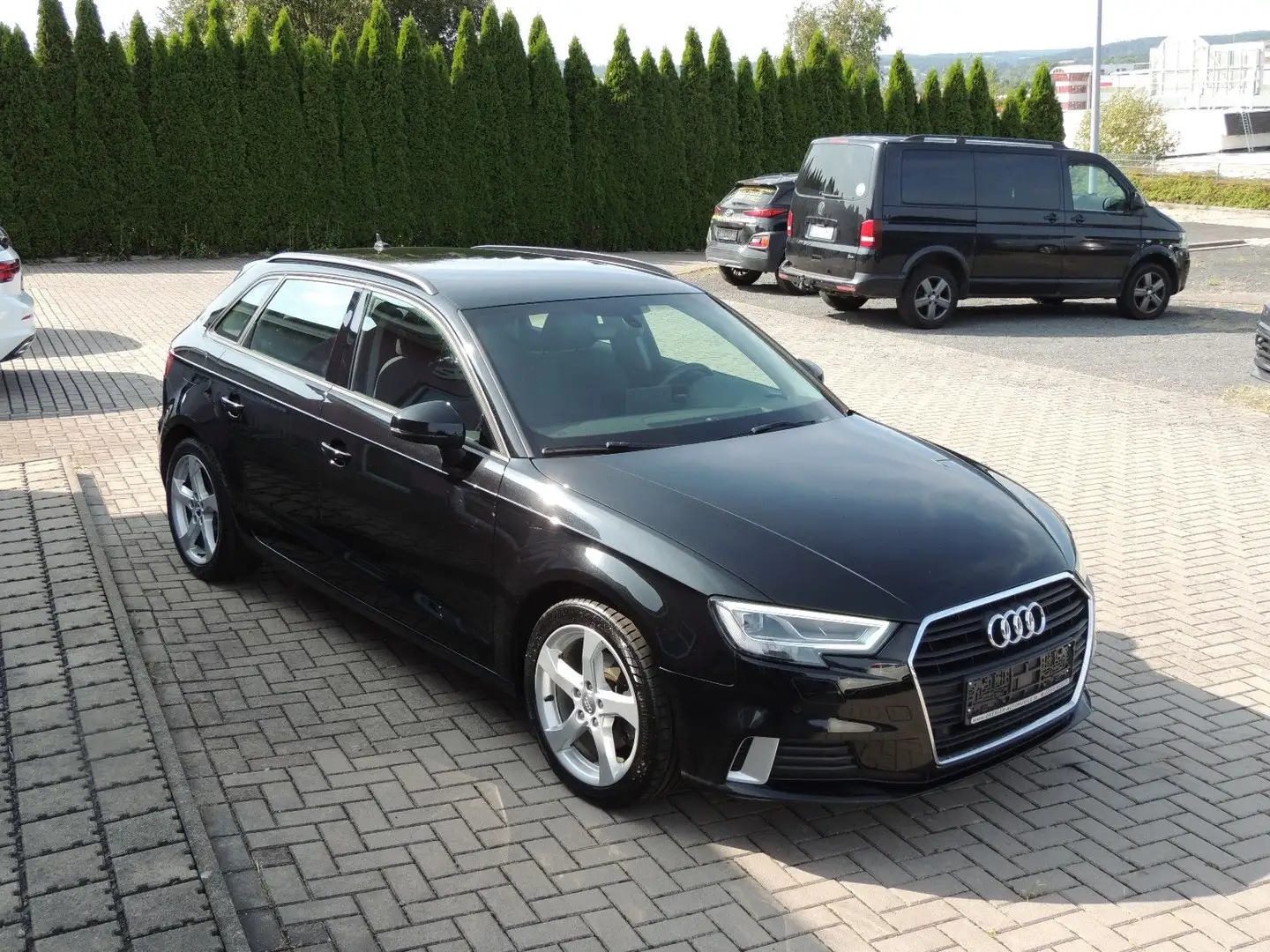 Audi A3 Sportback sport *** LED+Navi+17 Zol+PDC+Sitzh Schwarz - 2