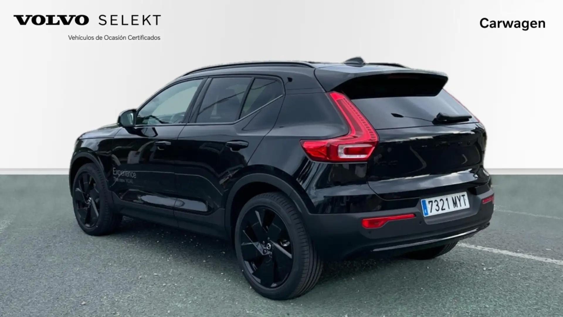 Volvo XC40 B3 Black Edition Aut. Negro - 2