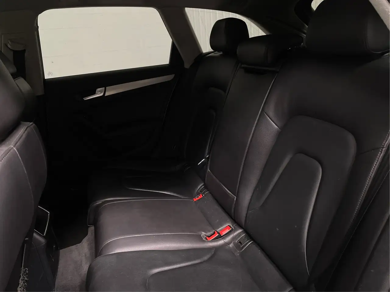 Audi A4 allroad снимка Audi A4 allroad