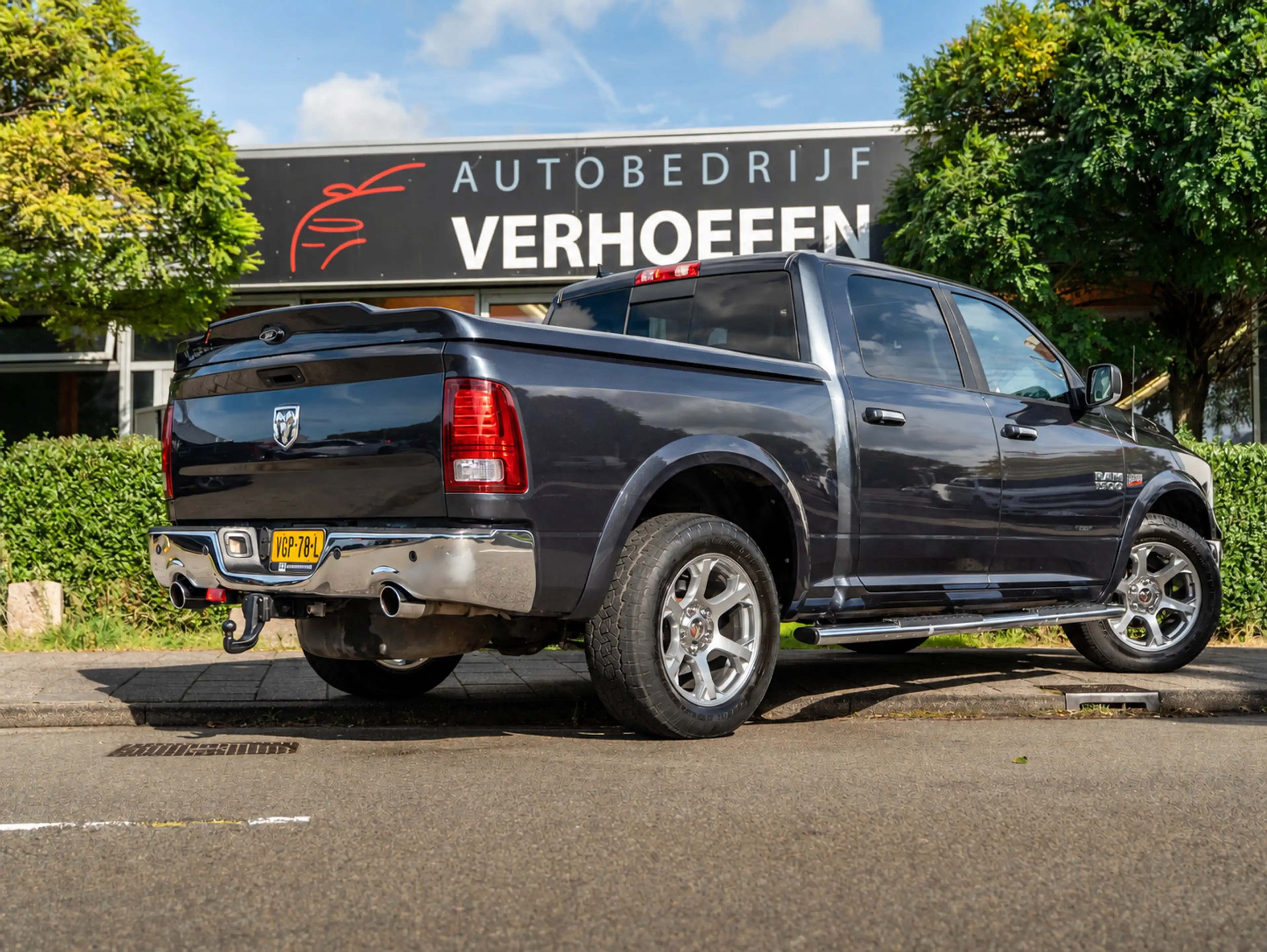 Dodge RAM 1500 5.7 V8 4x4 CREW Cab 6'4 Sport | 300 L TANK | — photo 8