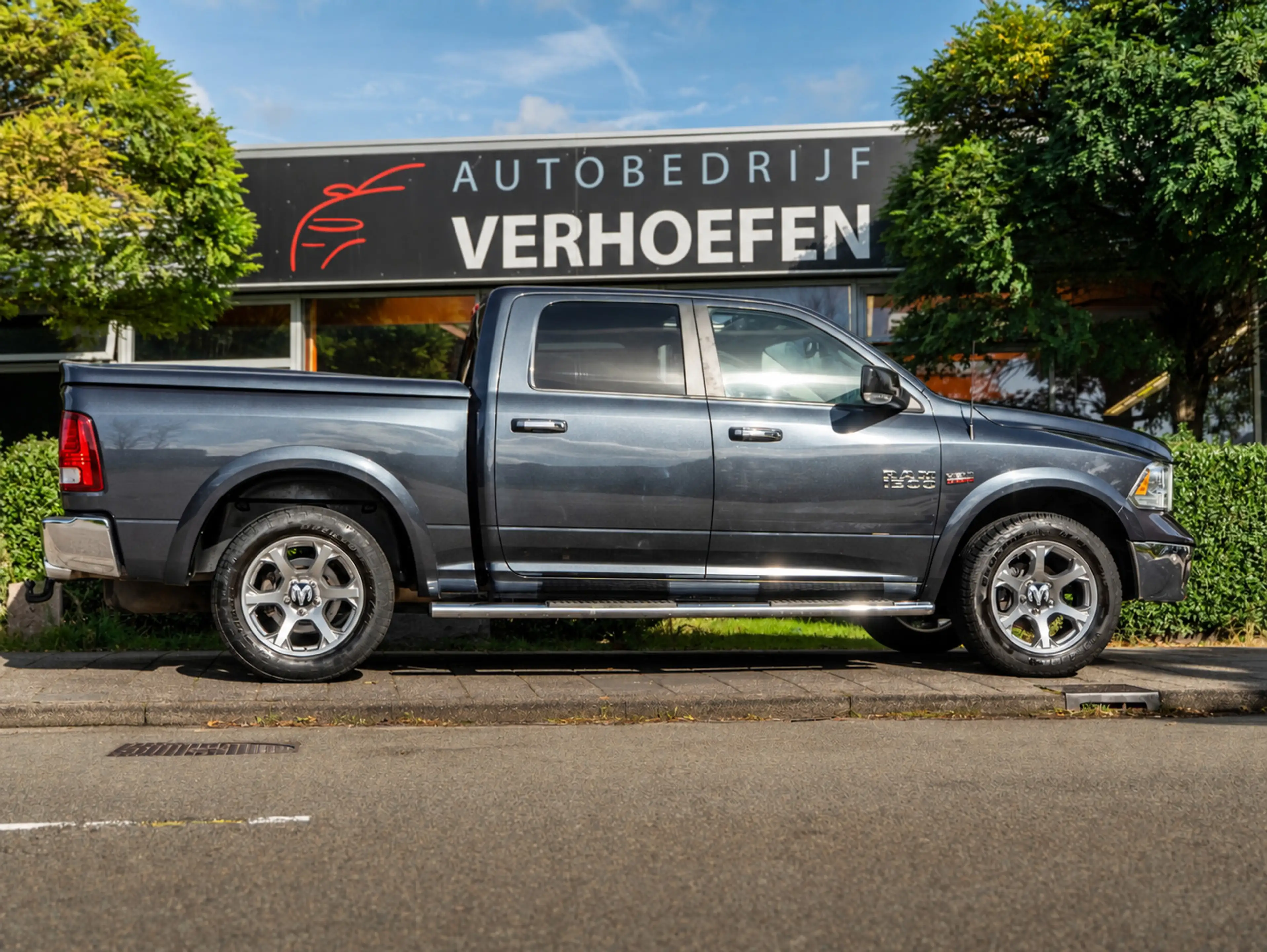 Dodge RAM 1500 5.7 V8 4x4 CREW Cab 6'4 Sport | 300 L TANK | — photo 7