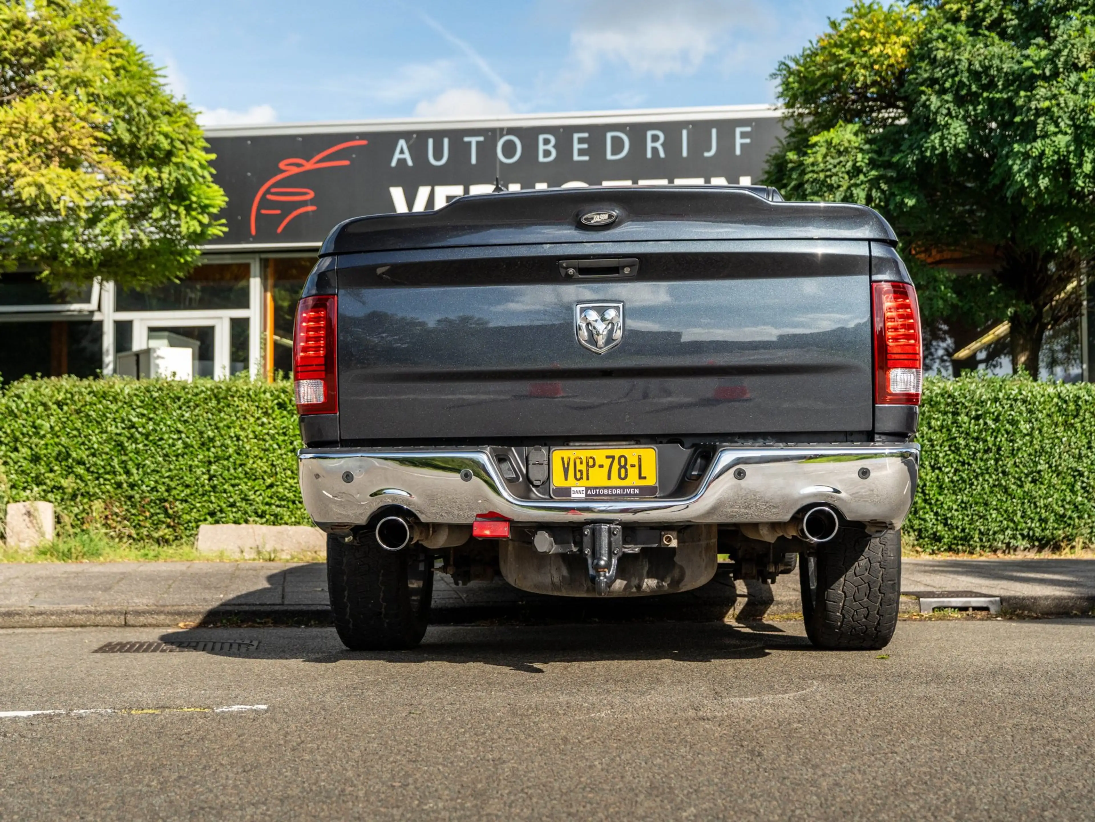 Dodge RAM 1500 5.7 V8 4x4 CREW Cab 6'4 Sport | 300 L TANK | — photo 9