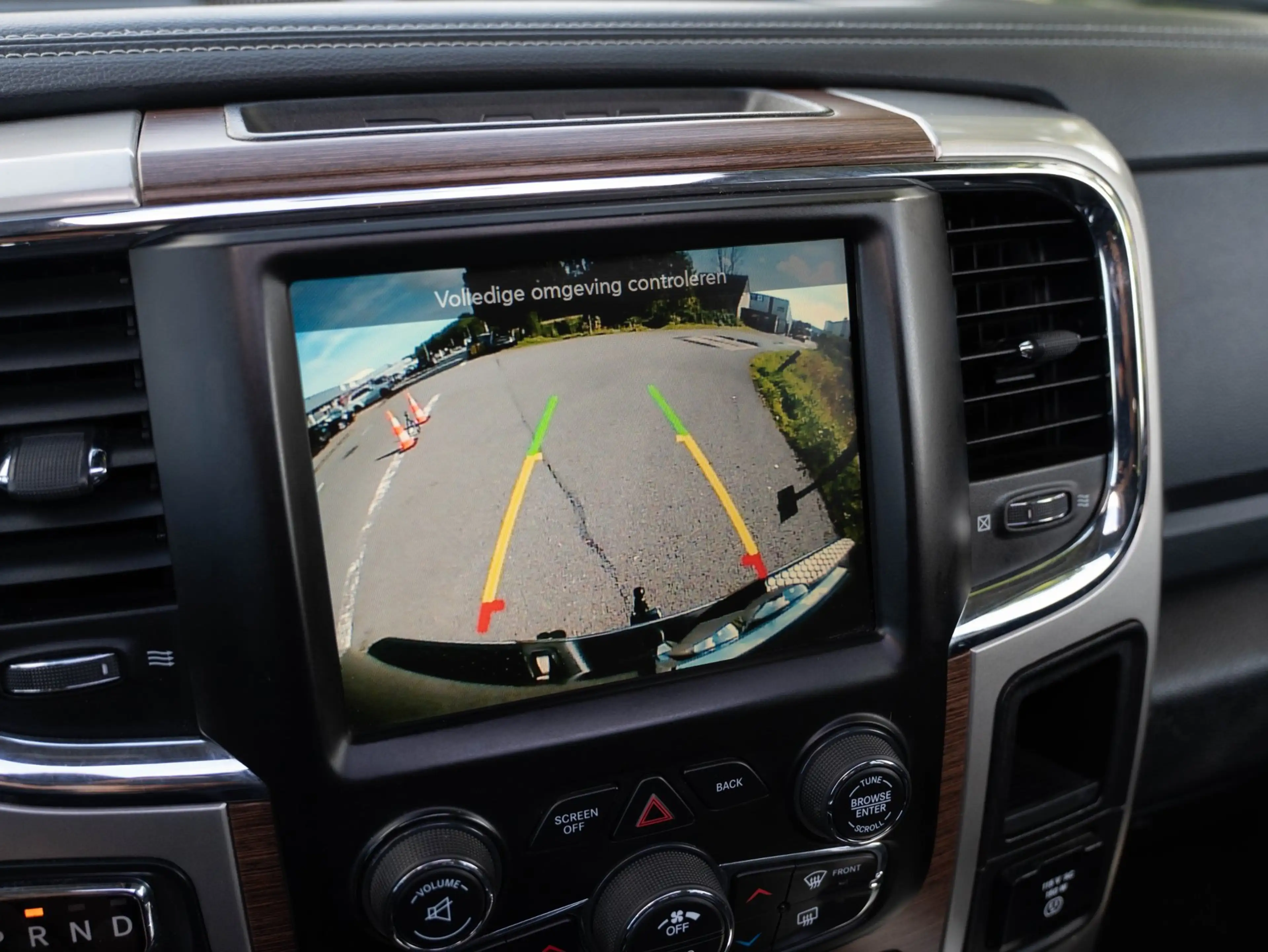Dodge RAM 1500 5.7 V8 4x4 CREW Cab 6'4 Sport | 300 L TANK | — photo 3