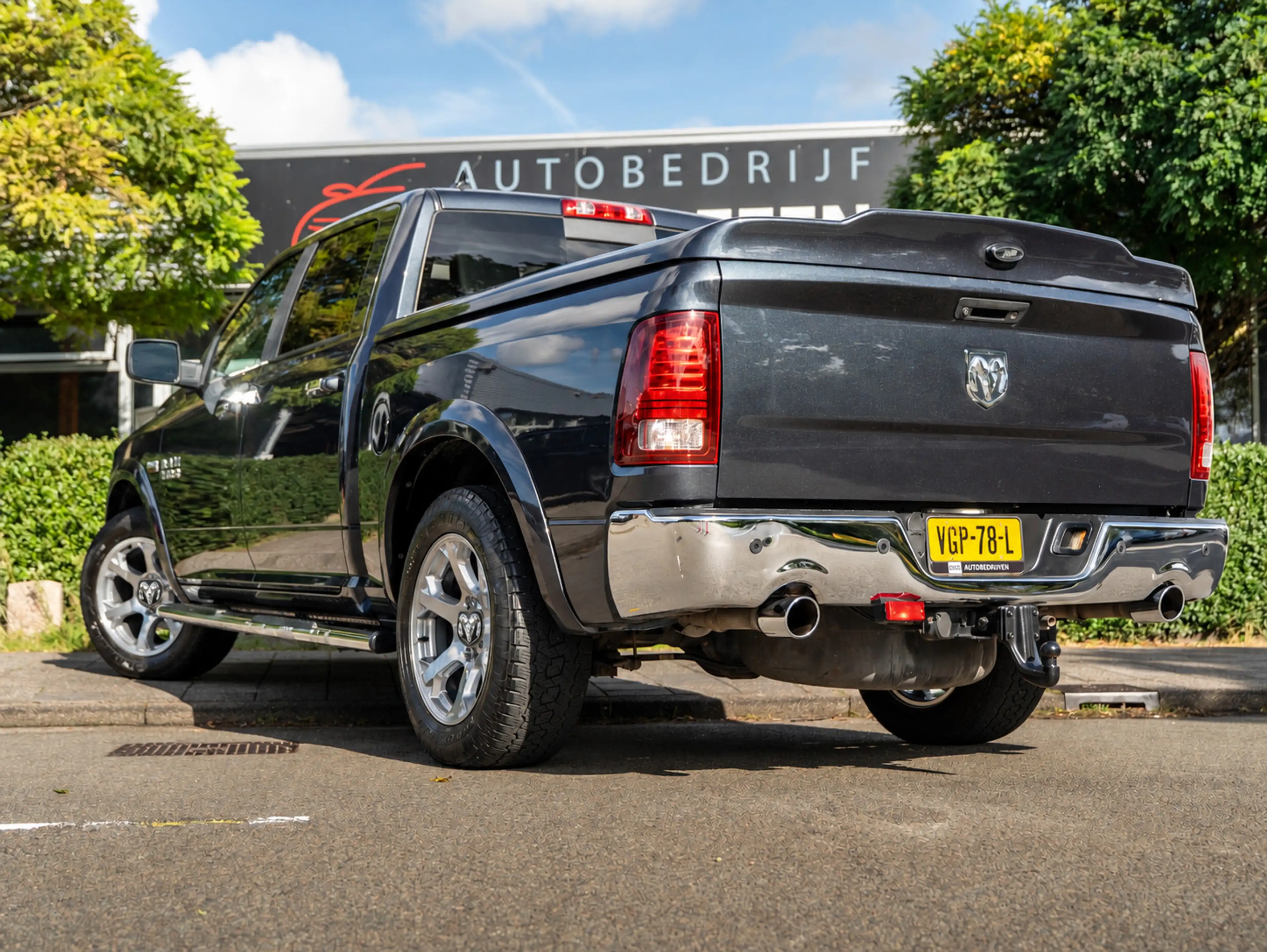 Dodge RAM 1500 5.7 V8 4x4 CREW Cab 6'4 Sport | 300 L TANK | — photo 12