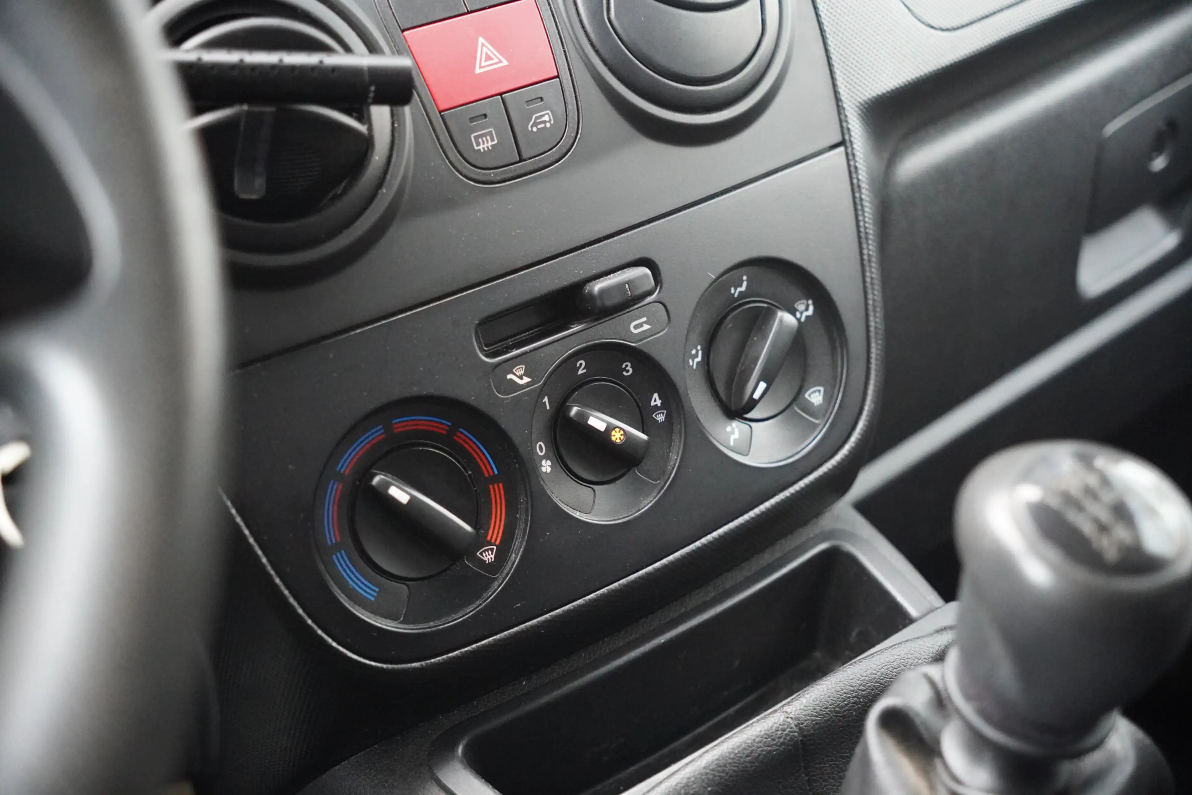 Fiat Fiorino 1.4 Benzine, AIRCO, BTW-VRIJ / MARGE — photo 8