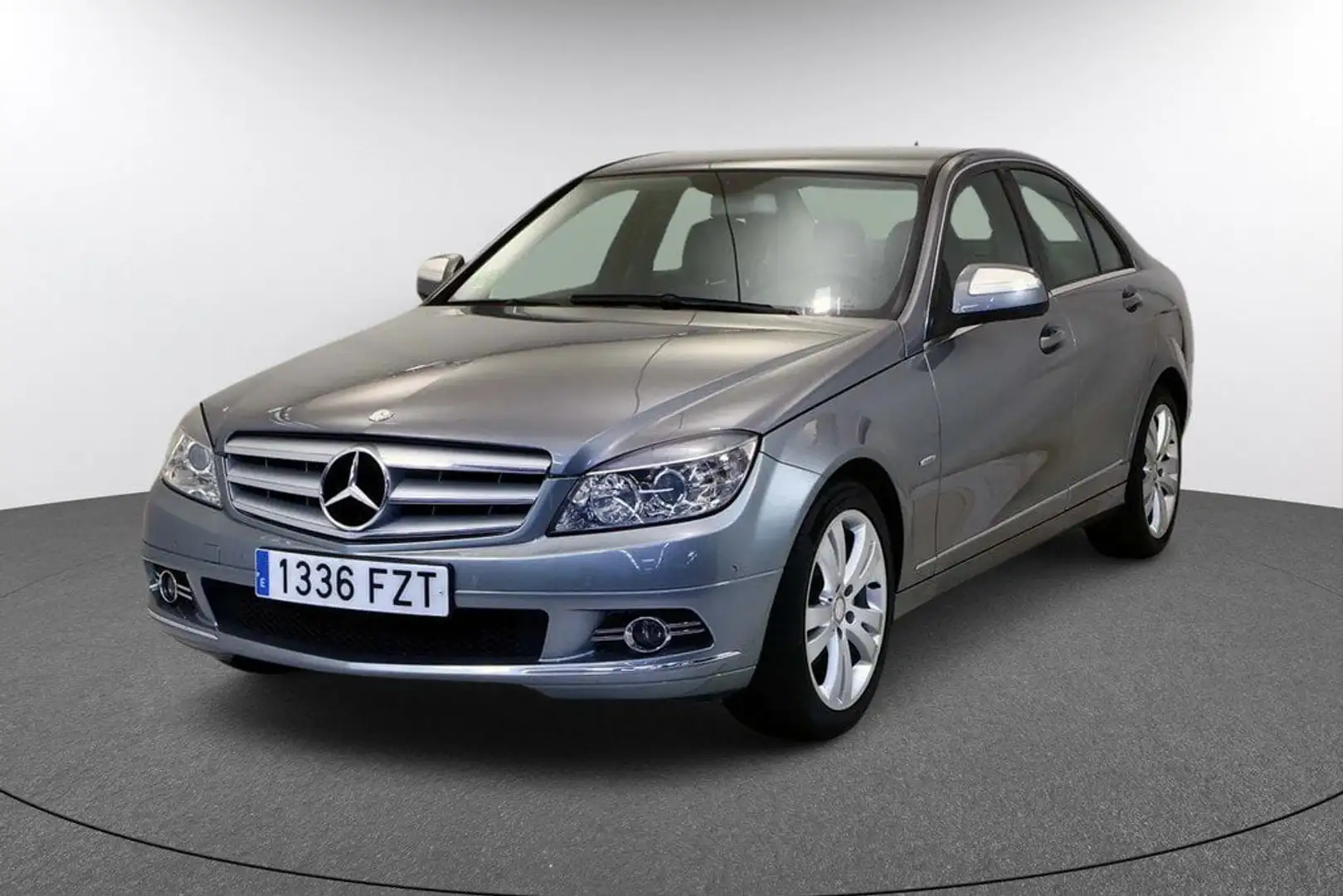 Mercedes-Benz C 230 Classic 7G Plateado - 1