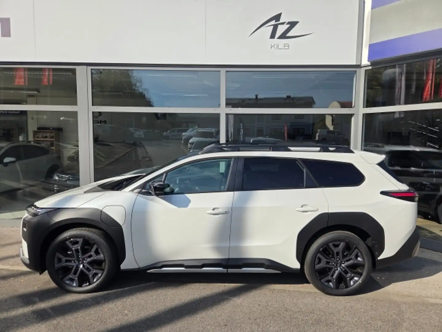 Subaru E-OUTBACK Nozomi 74,7kWh AWD Weiß - 1
