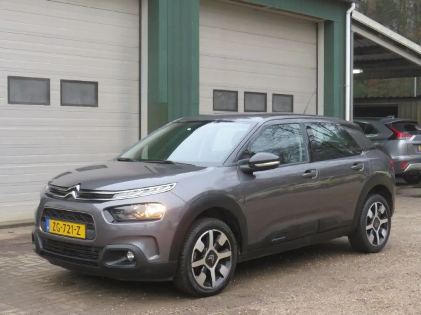 Citroen C4 Cactus 1.2 PURETECH FEEL Gris - 2