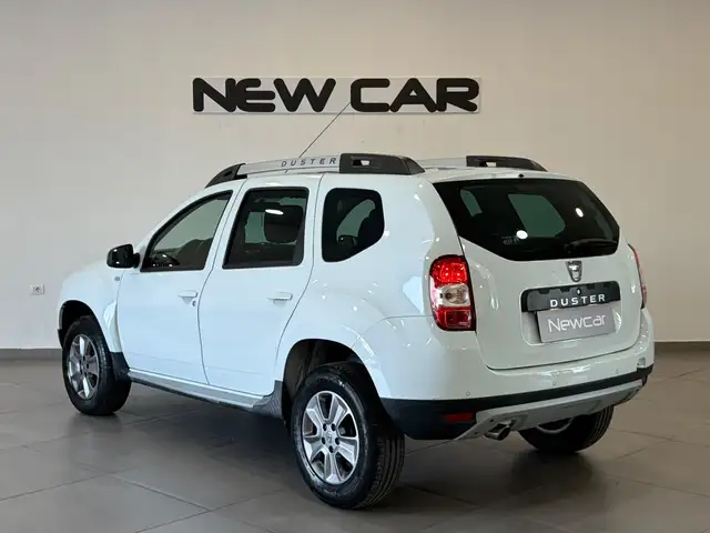 Dacia Duster view 8
