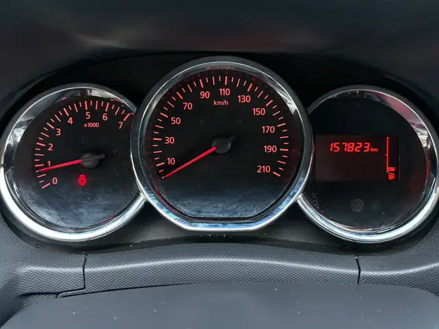 Dacia Duster view 13