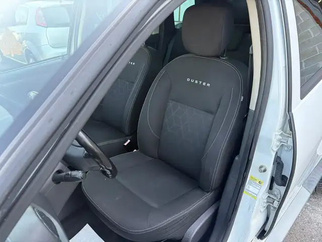 Dacia Duster view 15