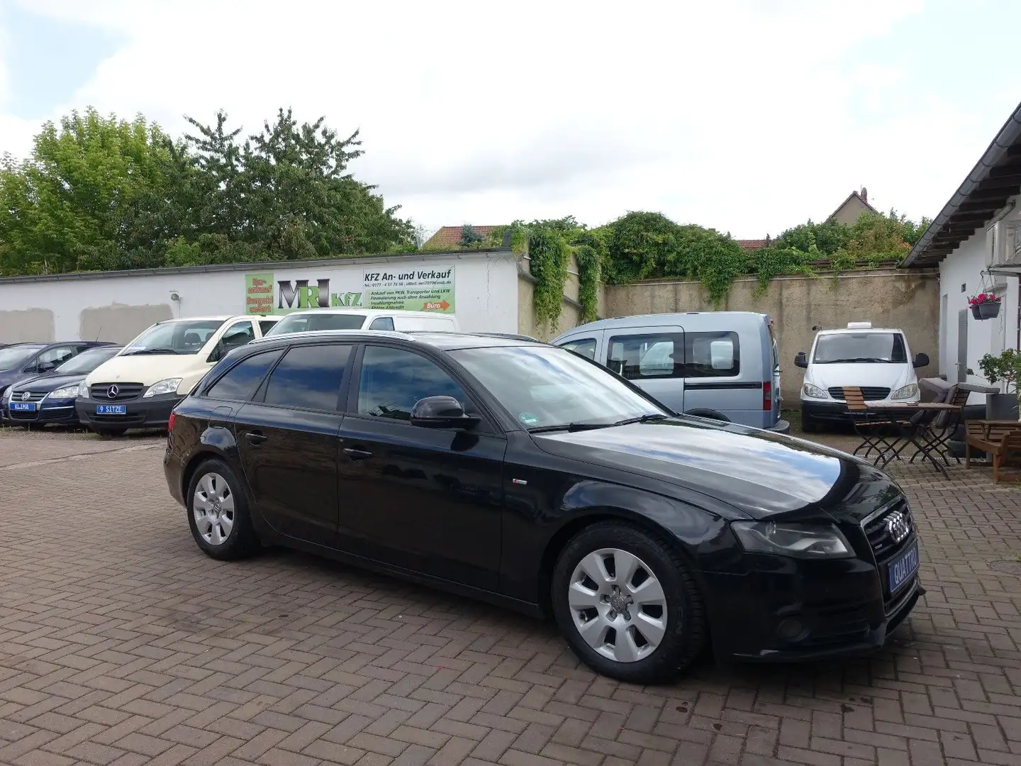 Audi A4 Avant 3,0 TDI S line quattro, EU5, fahrbereit Schwarz - 1
