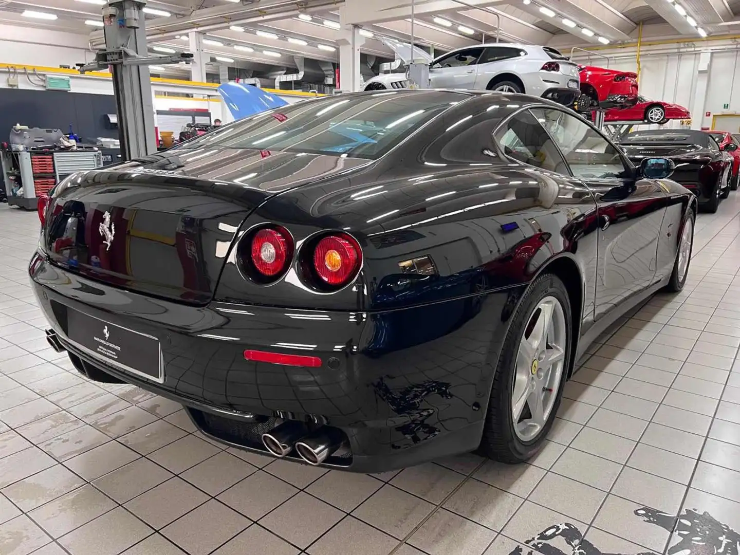 Ferrari 612 Scaglietti F1 Schwarz - 2