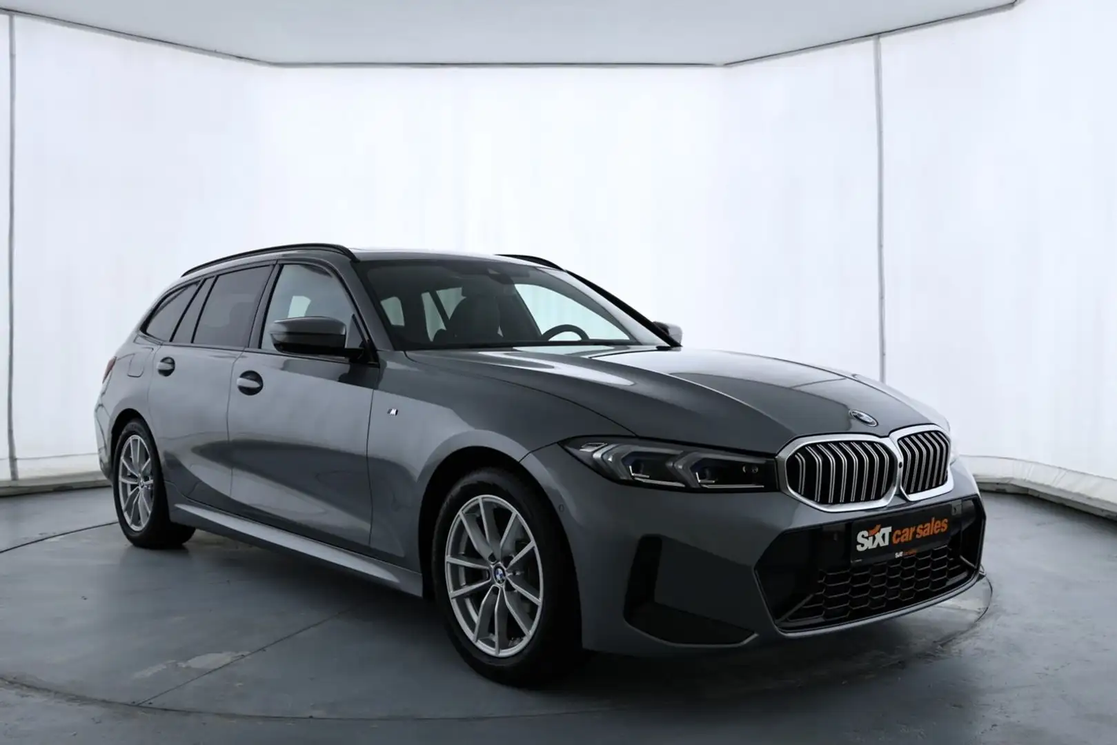 BMW 320 d xDr. M Sport LCPro|HUD|PAN|PAs+360|SHZG|AHK Grau - 1