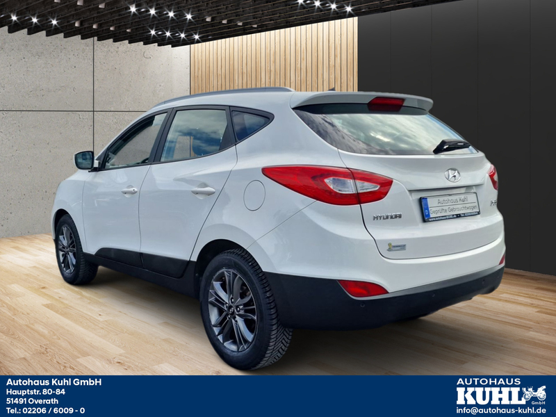 Hyundai iX35 1.6 M/T FIFA AHK 1.Hand Teilleder+Allwetter — photo 12