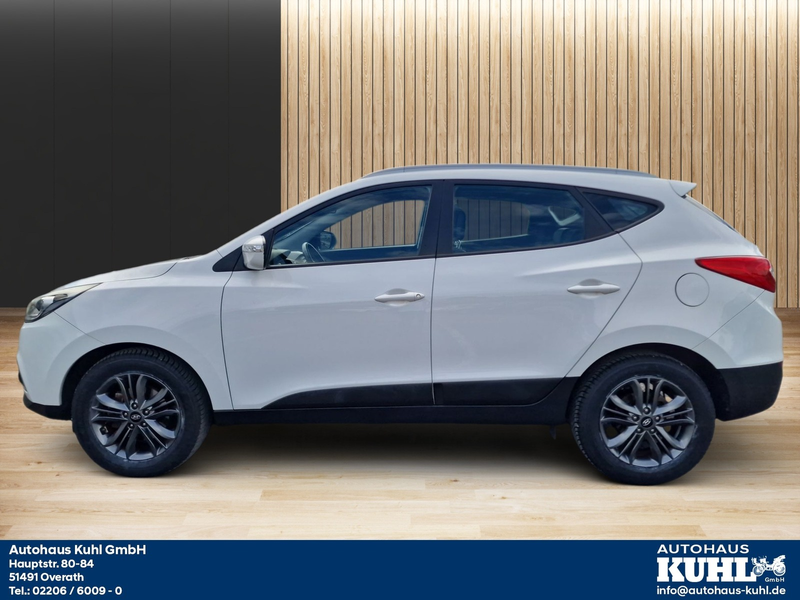 Hyundai iX35 1.6 M/T FIFA AHK 1.Hand Teilleder+Allwetter — photo 13