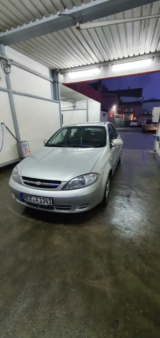 Chevrolet Lacetti 1.4 Срібний - 1