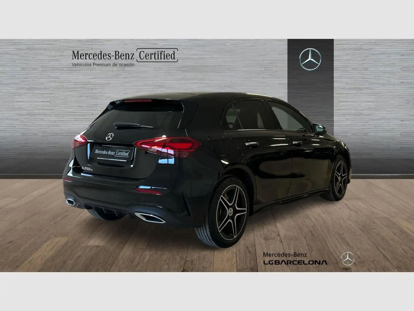 Mercedes-Benz A 250 e AMG Line Negro - 2