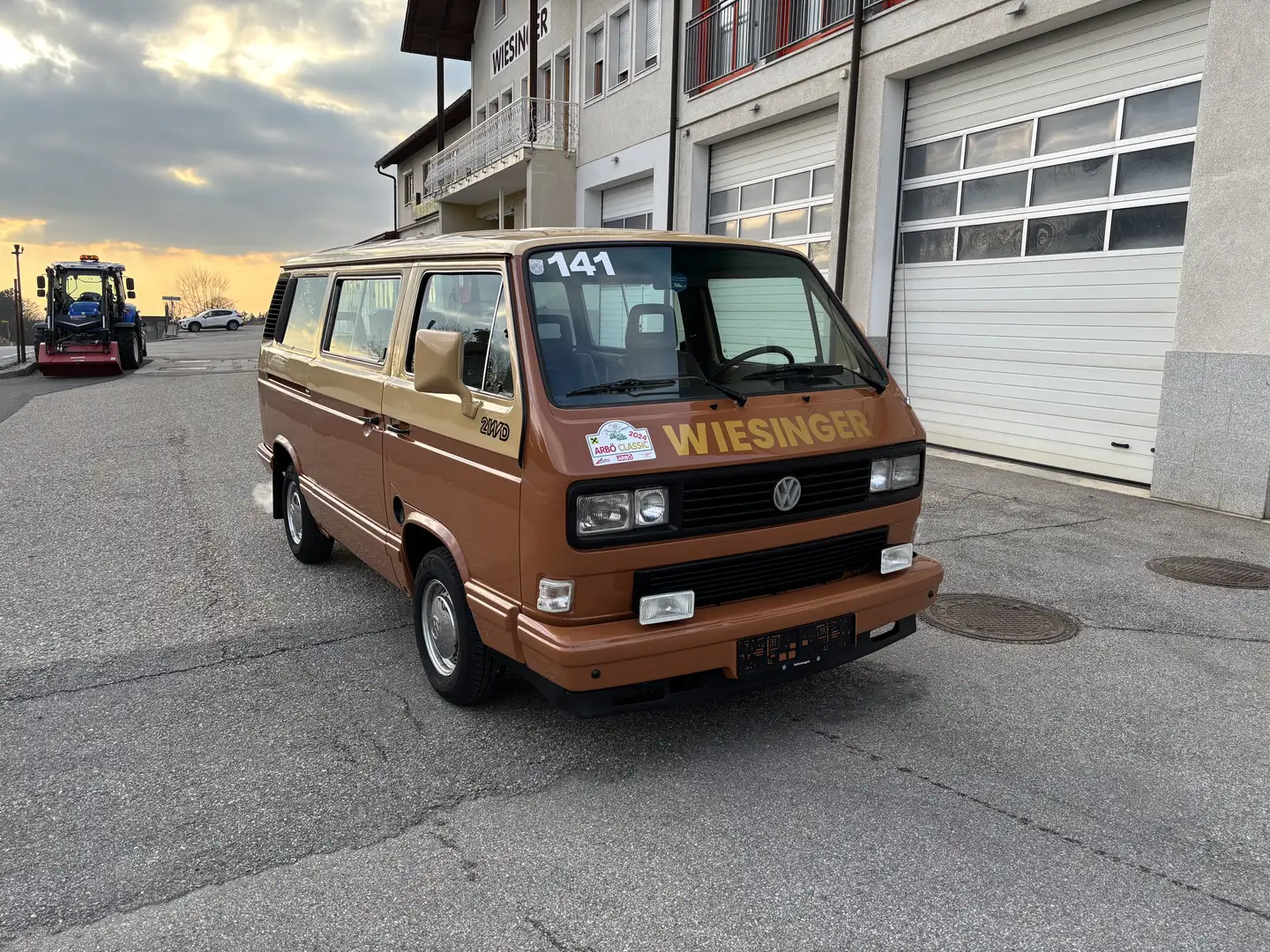 Volkswagen T3 Caravelle Coach - 2