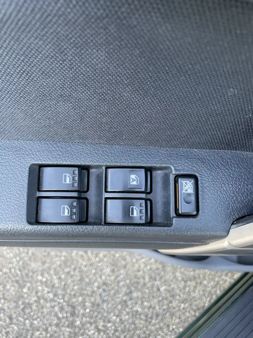 Daihatsu Terios In prijs verlaagd Terios 1.5-16v Expedit. 2WD Zelená - 1