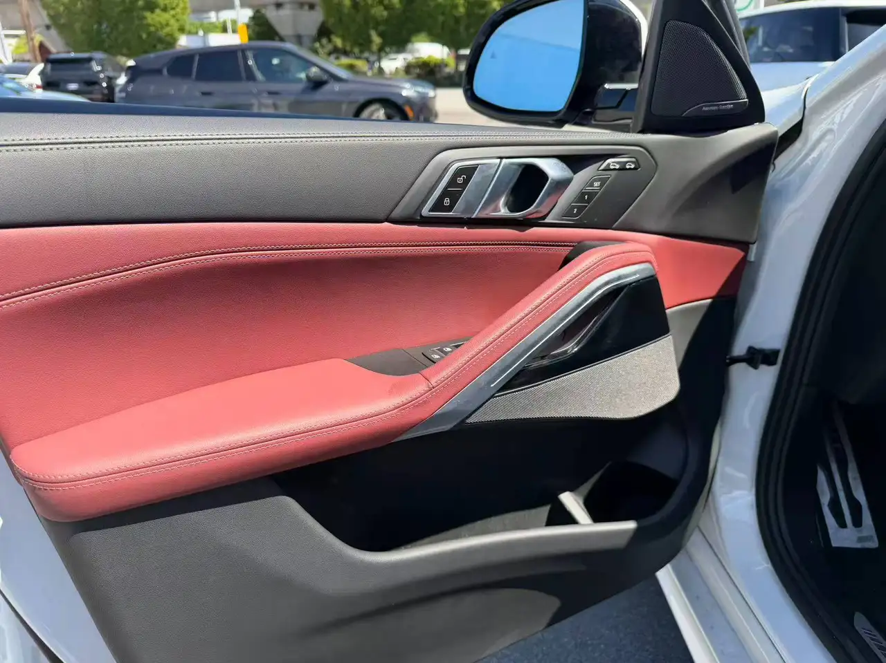BMW X6 снимка BMW X6