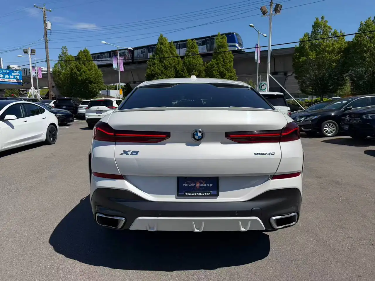 BMW X6 снимка BMW X6