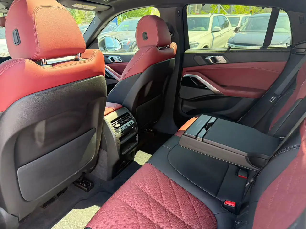 BMW X6 снимка BMW X6