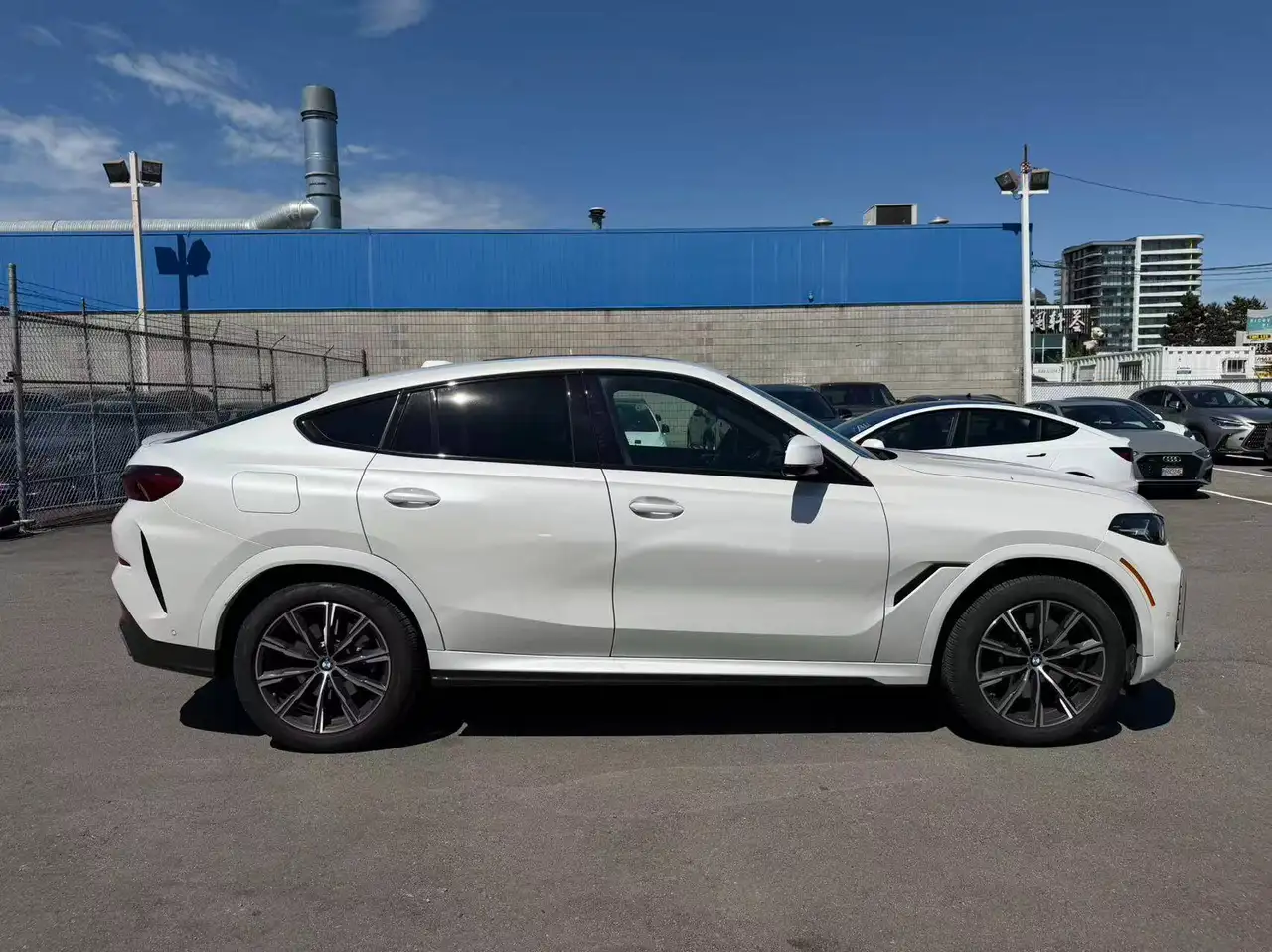 BMW X6 снимка BMW X6