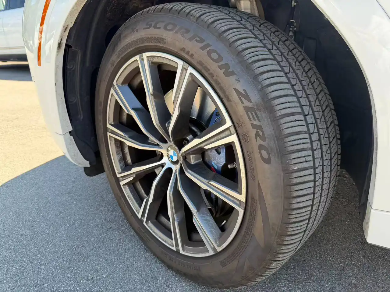 BMW X6 снимка BMW X6