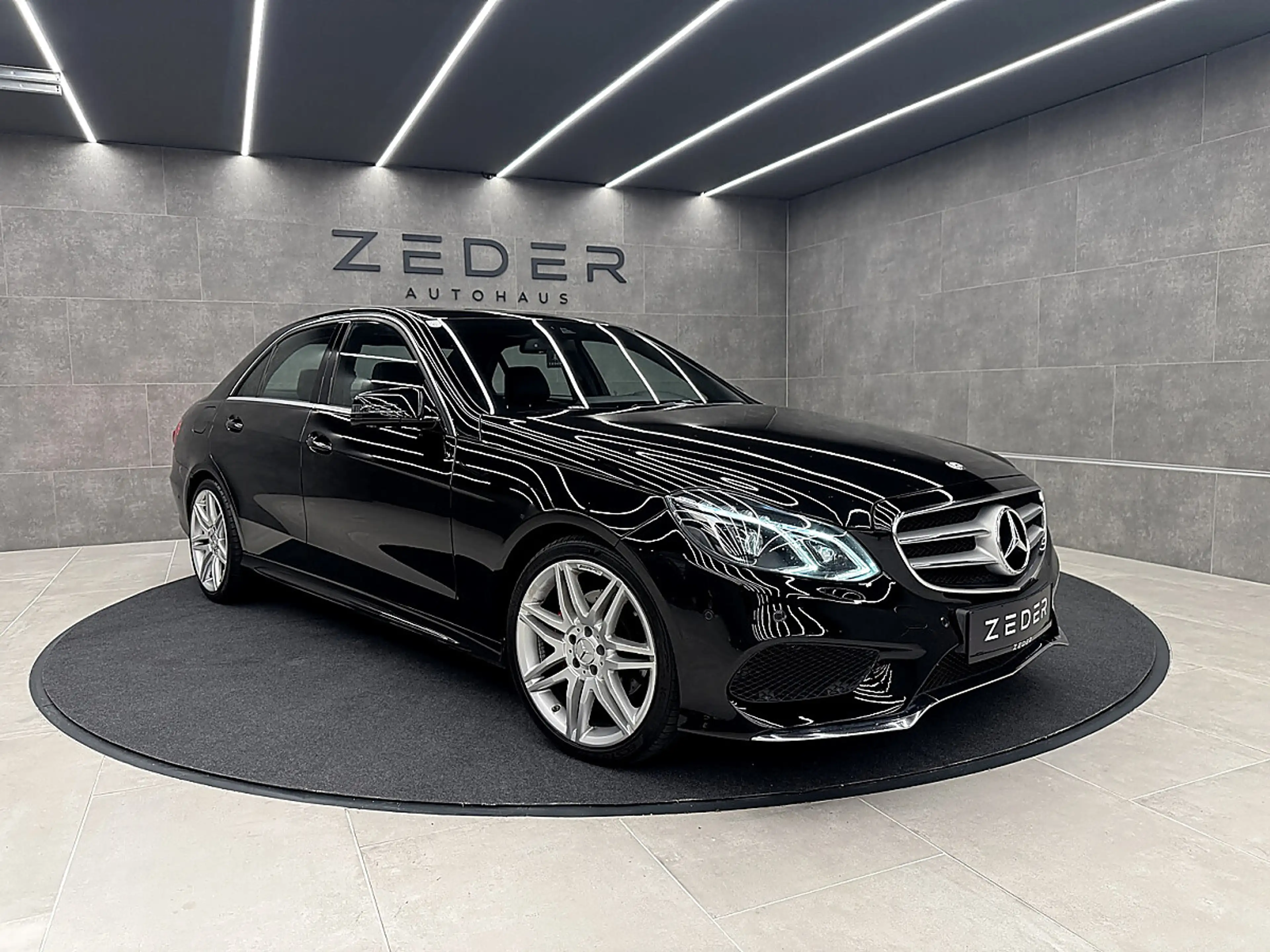 Mercedes-Benz E 220 Aut. 4MATIC |AMG-LINE|LED ILS|COMAND — photo 8
